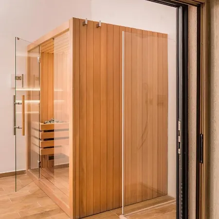 Sleeps 8 With Pool Air Con And Wifi * Prižba